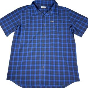 Columbia Plaid Short Sleeve Button Up Shirt Large Blue Black Gingham Hiking